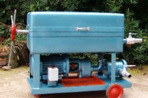 光滑油压力板框滤油机的；ぶ氐